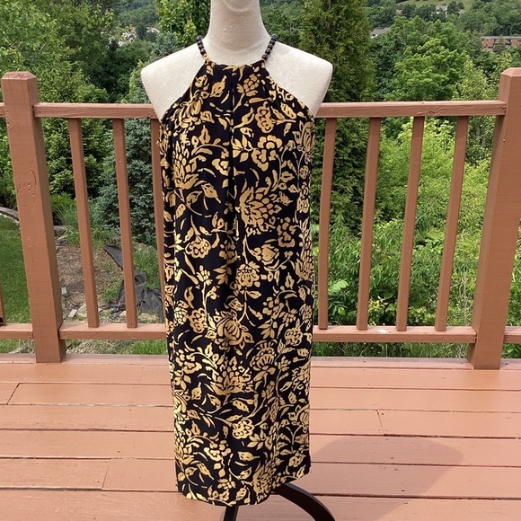 Lauren Ralph Lauren Dresses & Skirts - LAUREN floral dress in black and gold